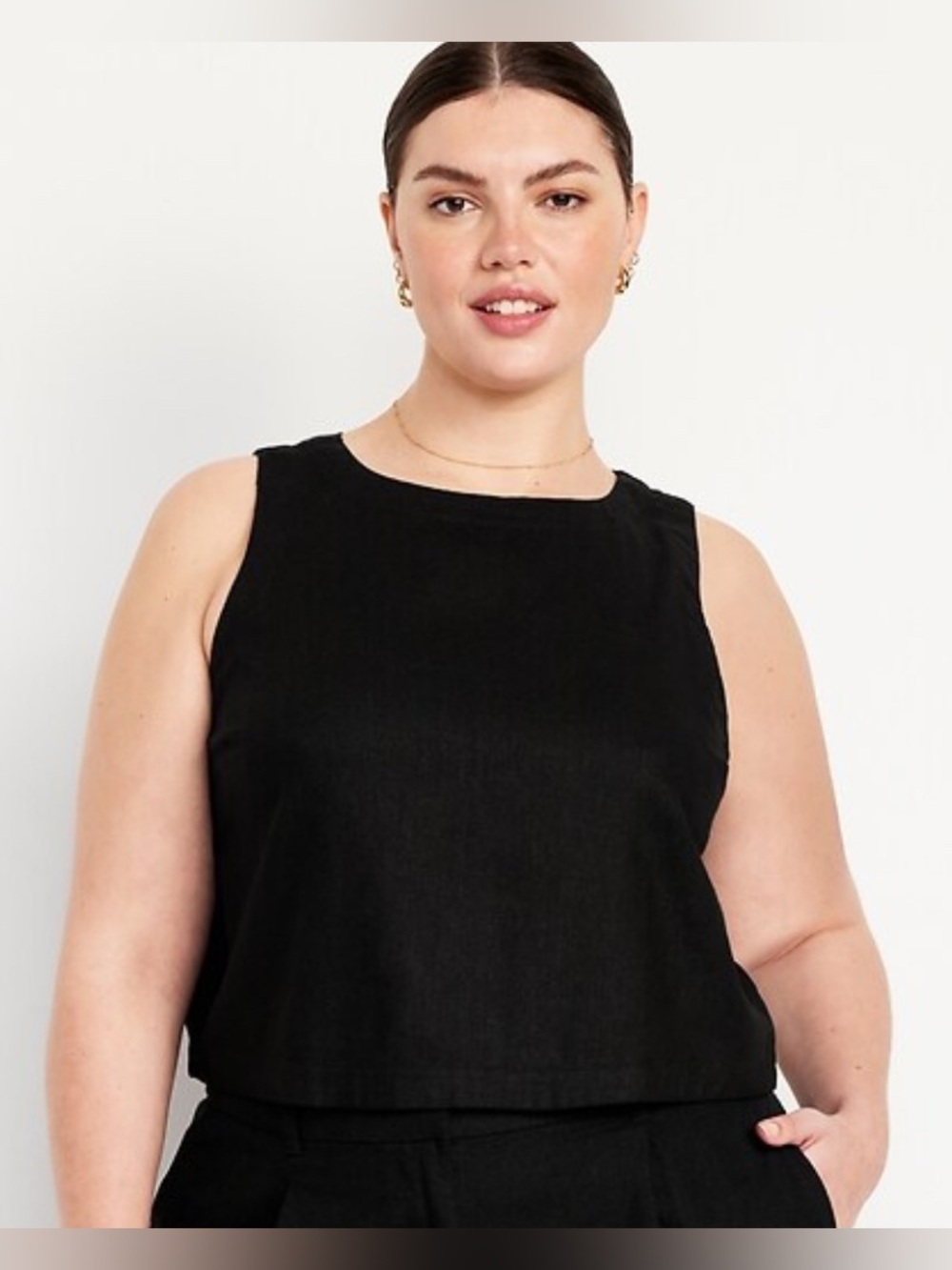 Old Navy High-Neck Button-Back Linen-Blend Top